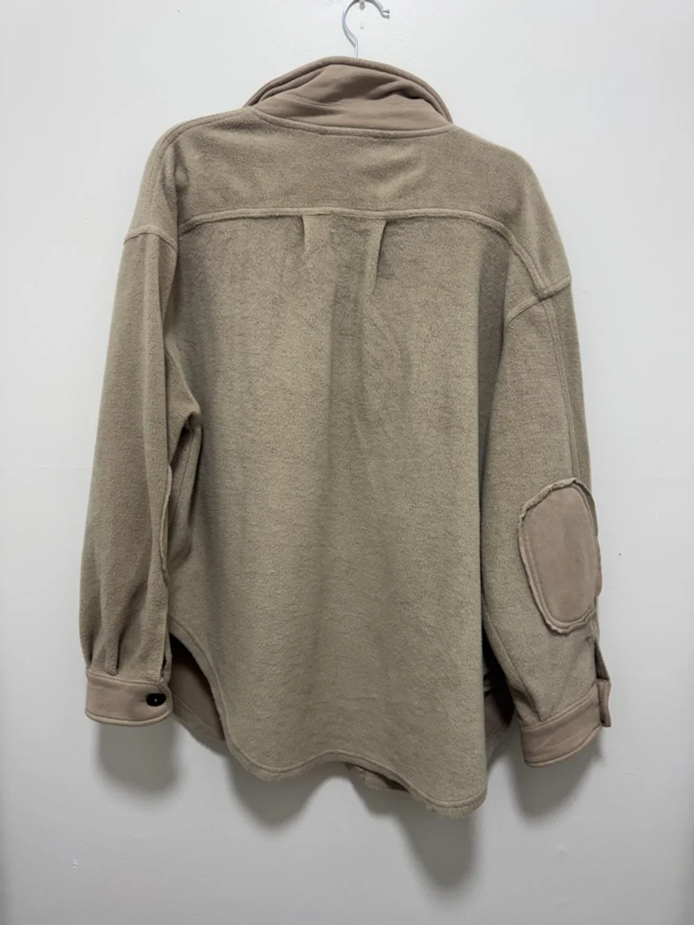 Carly Jean Los Angeles Tan Plush Button-Front Shacket - Picture 7 of 8
